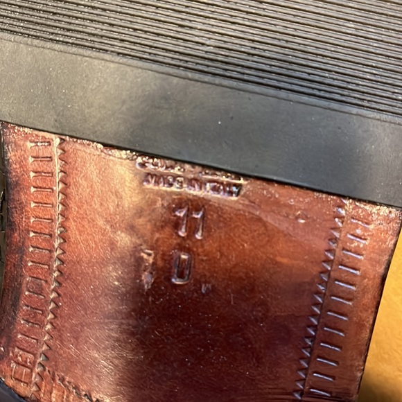 Mens Cole Haan leather shoes - Picture 5 of 6